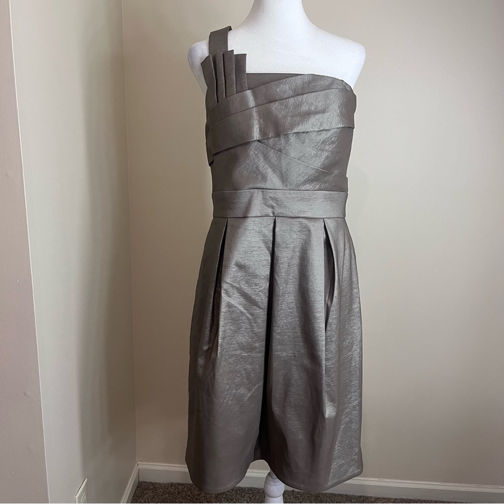 Eliza J Shimmering Gray Dress Size 14 NWOT